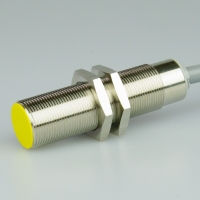 Baumer 18mm normally-open AC Proximity Senso